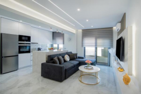 Rhodes Center Luxury Suite